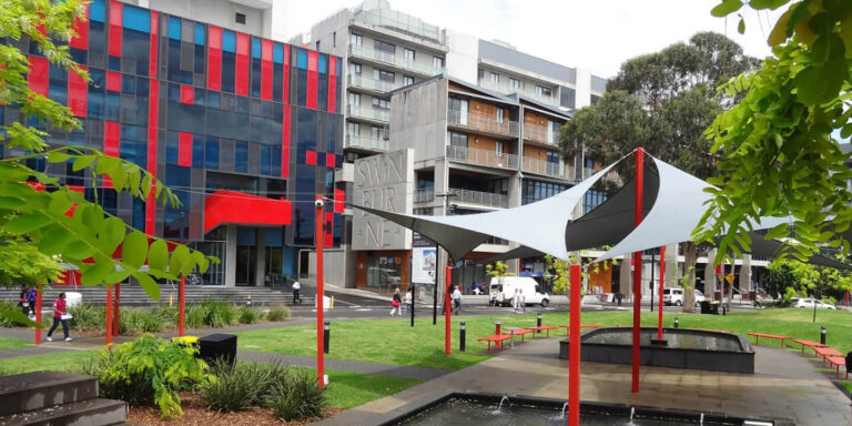 Swinburne University of Technology – Trường Đại học Top 300 Thế Giới Tại Melbourne, Úc