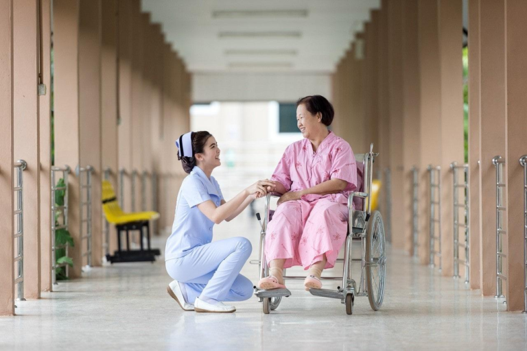Một Ngày Làm Việc Của Điều Dưỡng Việt Tại Úc, Có Thảnh Thơi, Nhẹ Nhàng Như Mọi Người Nghĩ?