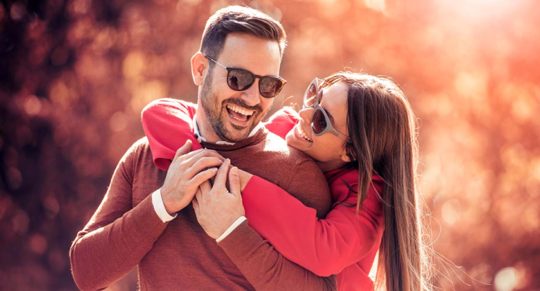 Partner Visa 820/801 đang chờ bao lâu? Điều gì quyết định thời gian xét duyệt của DHA?